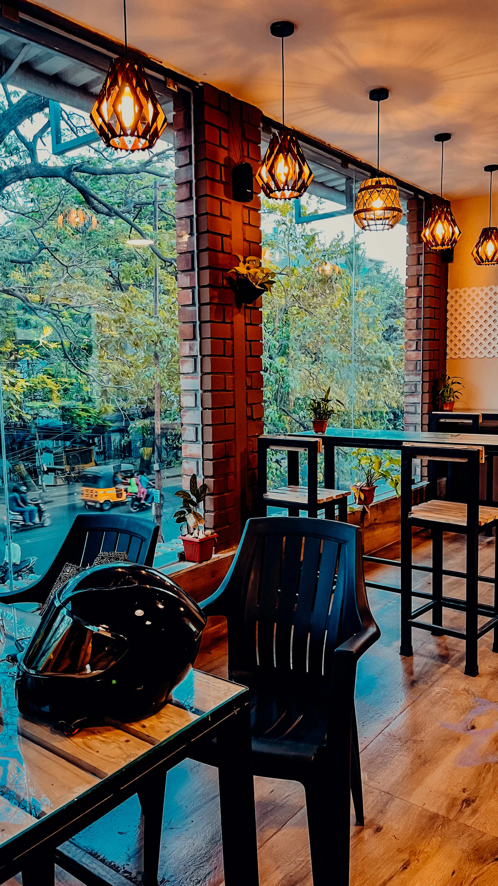 Cafe & Lounge
